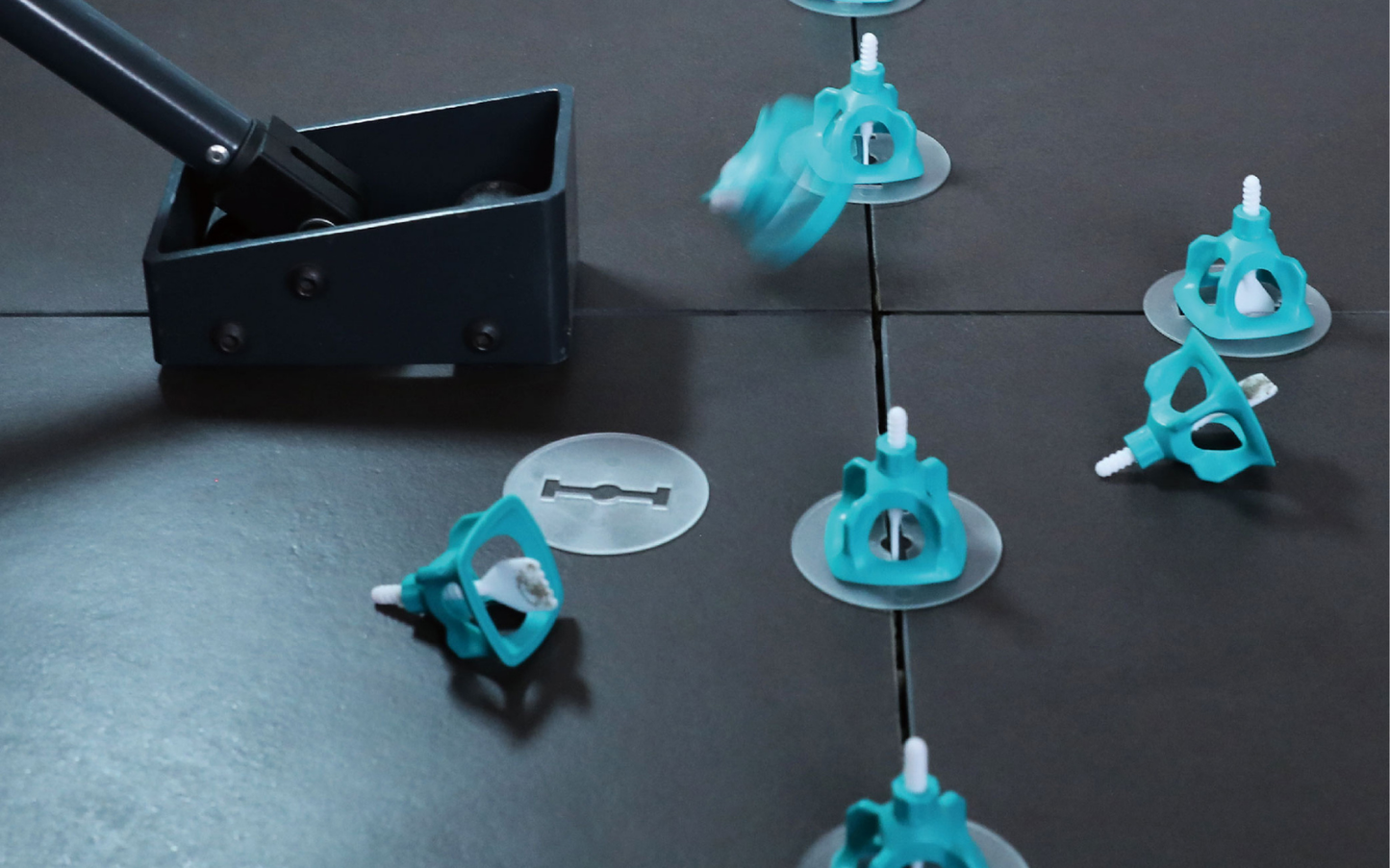 BIHUI Fliesennivelliersystem „Spin“